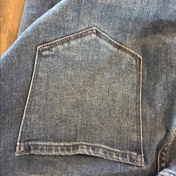 Old Navy high rise wow flare Classic Blue pocket  Jeans size 14 - Picture 8 of 8